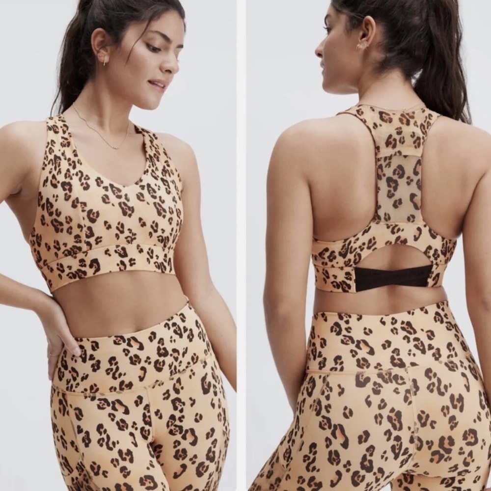 Fabletics On The Go Midi Size XS Sports Bra Medium Impact Desert Leopard Cheetah